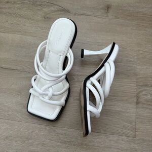 Circus NY By Sam Edelman White Heels